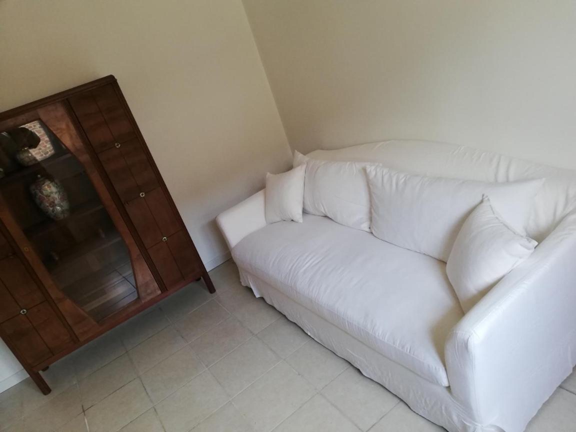 Logement Entier Au Calme Villers-Outreaux Kültér fotó